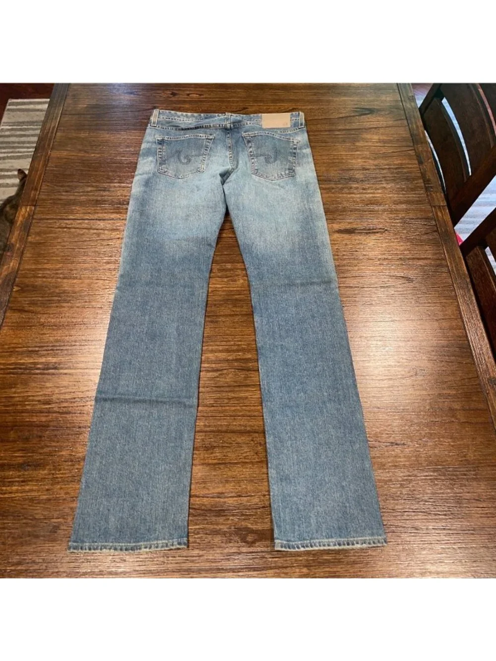 AG Matchbox Slim Straight Jean 32x34 Light Wash Dirty Distressed Grunge Sample